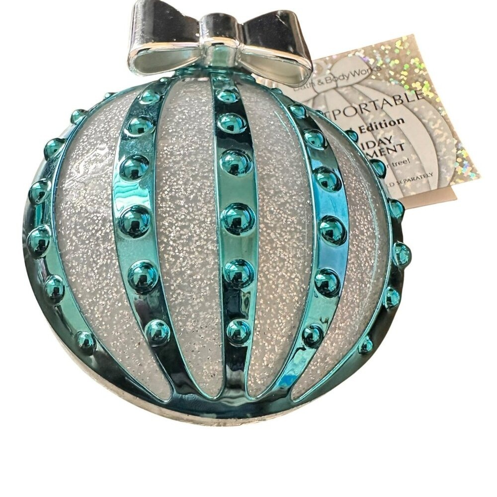 Bath & Body Works Blue Holiday Ornament Silver Bow Air Freshener Scentportable - Picture 2 of 6